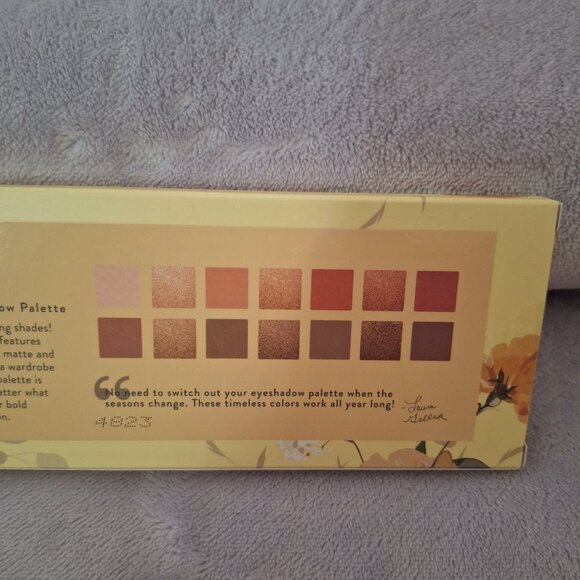 Laura Geller - Wildflower Wishes Eyeshadow Palette - Picture 2 of 3
